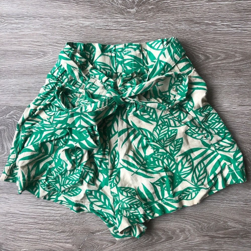 Flowy shorts